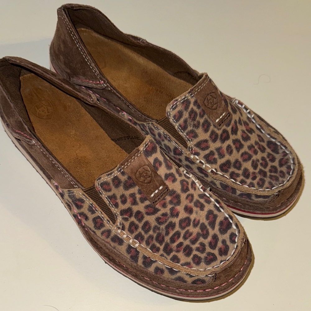 Ariat Cruisers Leopard Print Slip-On Suede.Loafers